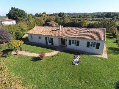 Vente Maison 6 pices RUFFEC 16700