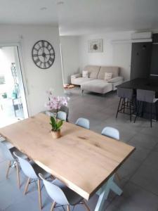 Location Maison 3 pices NEUVILLE-DE-POITOU 86170