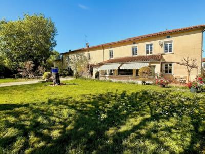 Vente Maison 12 pices BIGNAC 16170