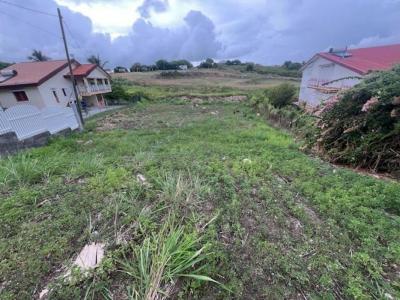 Vente Terrain VAUCLIN 97280