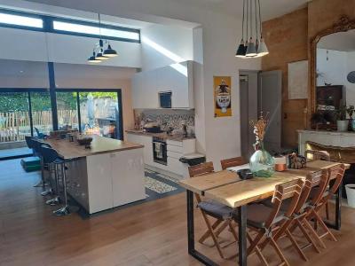 Location Appartement 3 pices BORDEAUX 33000