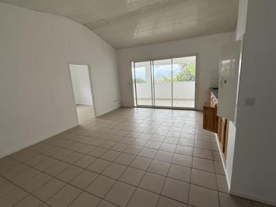 Location Appartement 4 pices SAINTE-MARIE 97438