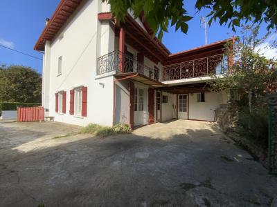 Vente Maison 5 pices USTARITZ 64480