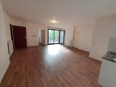 Location Appartement 5 pices AUBERVILLIERS 93300
