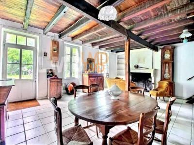 Vente Maison 4 pices ANTEZANT-LA-CHAPELLE 17400