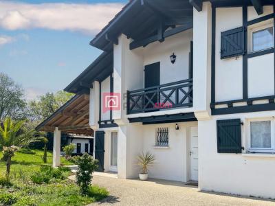 Vente Maison 6 pices USTARITZ 64480
