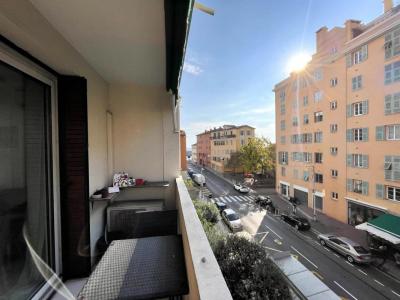Vente Appartement 3 pices NICE 06300