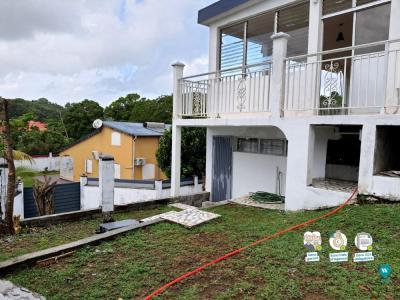 Location Maison 5 pices SAINTE-ANNE 97180