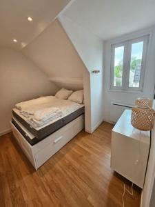 Location Appartement 2 pices COUPVRAY 77700