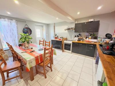 Vente Maison 4 pices SAINT-GEORGES-DE-LONGUEPIERRE 17470