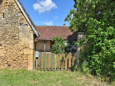 Vente Maison 4 pices AUBAS 24290