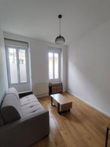 Location Appartement BORDEAUX 33000