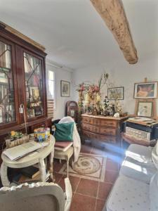 Vente Appartement 2 pices LEVENS 06670