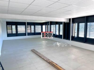 Location Bureau FARLEDE 83210