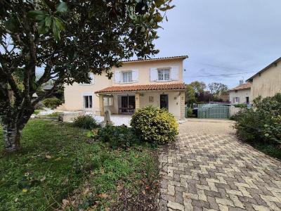 Vente Maison 9 pices FOSSES 79360