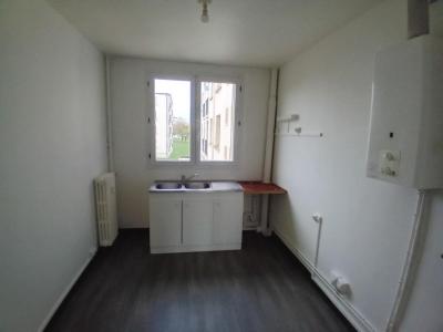 Location Appartement 4 pices VOUZIERS 08400