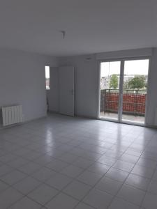 Location Appartement 3 pices MEXIMIEUX 01800