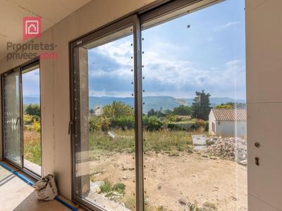 Vente Maison 5 pices APT 84400