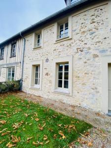 Location Appartement 3 pices VILLENEUVE-EN-CHEVRIE 78270