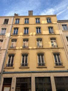 Vente Appartement 3 pices LYON-6EME-ARRONDISSEMENT 69006