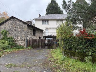 Vente Maison 9 pices SAINT-MAMET-LA-SALVETAT 15220