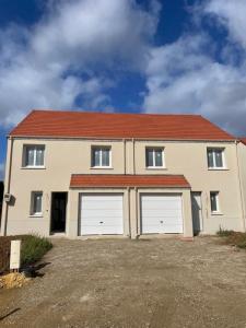 Location Maison 5 pices CANNES-ECLUSE 77130