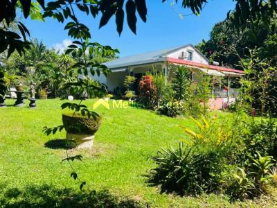 Vente Maison 9 pices BAIE-MAHAULT 97122