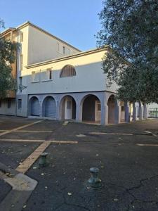 Location Local commercial MARSEILLE 13000