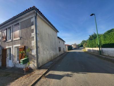 Vente Maison 4 pices SAINT-MICHEL-LE-CLOUCQ 85200