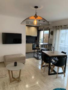 Vente Appartement 2 pices CANNET 06110