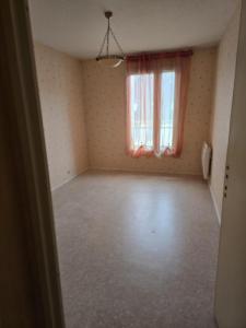 Location Appartement 2 pices CHARLEVILLE-MEZIERES 08000