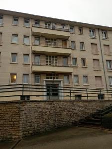 Location Appartement 3 pices SAINT-JULIEN-LES-VILLAS 10800