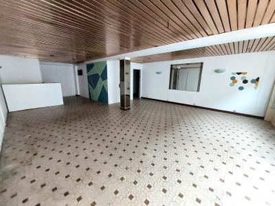 Vente Local commercial AGEN 47000