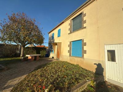 Vente Maison 6 pices CHAMPS 63440