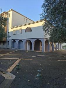 Location Local commercial MARSEILLE 13000