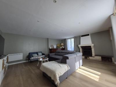 Vente Maison 7 pices VILLENEUVE-LA-COMTESSE 17330