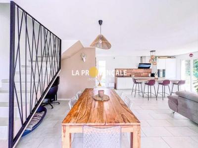 Vente Maison 5 pices GREASQUE 13850