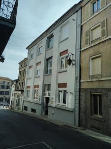 Location Appartement 3 pices PANISSIERES 42360