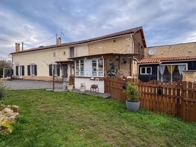 Vente Maison 7 pi�ces CHEF-BOUTONNE 79110