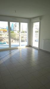 Location Appartement 4 pi�ces BORDEAUX 33300