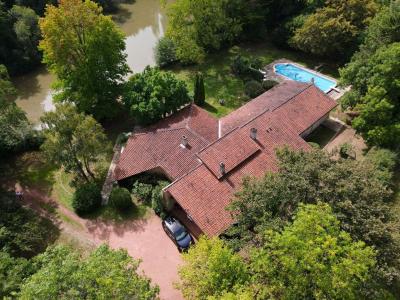 Vente Maison 10 pi�ces TREMENTINES 49340