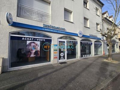 Location Local commercial PONTAULT-COMBAULT 77340