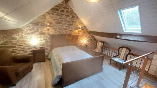 Vente Maison 4 pi�ces SALLES-CURAN 12410