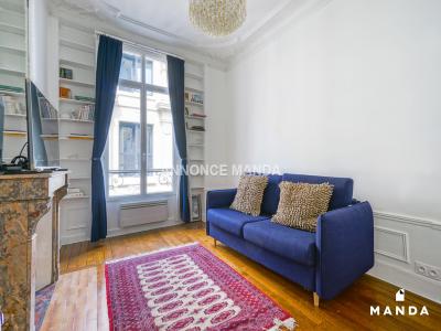 Location Appartement PARIS-1ER-ARRONDISSEMENT 75001