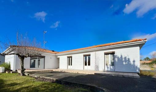 Vente Maison 4 pi�ces HOURTIN 33990
