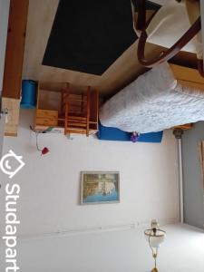 Location Appartement CREUZIER-LE-VIEUX 03300