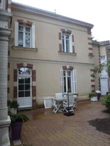 Vente Maison 8 pi�ces CHOLET 49300