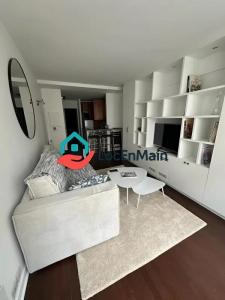 Location Appartement 2 pi�ces PARIS-8EME-ARRONDISSEMENT 75008