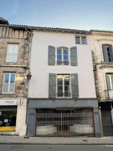 Vente Immeuble NONTRON 24300