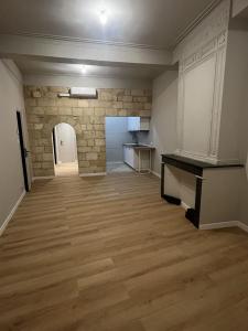 Vente Appartement 2 pi�ces SAINT-GILLES 30800